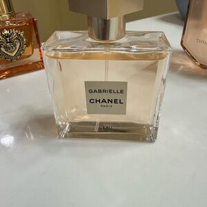 CHANEL Gabrielle Eau de Parfum - Cream and Gold